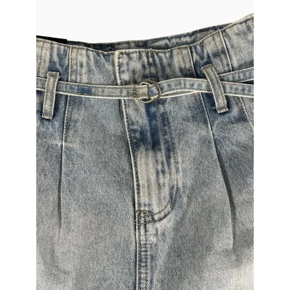 NWT Blank NYC High Rise Blue Denim Short With‎ Belt Women's Size 28 100% Cotton - Picture 6 of 13